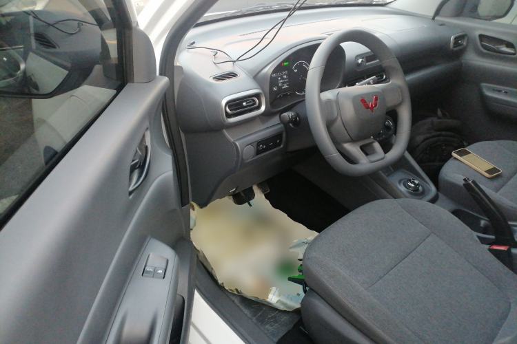 Used Wuling Hongguang New Energy 2024 All-Electric Model 300KM Practical Version
