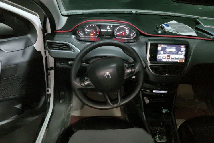 Used Peugeot 2008 2014 1.6L Automatic Fashion Edition
