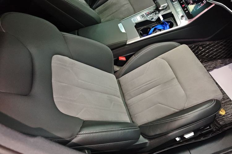 Used Audi A6L 2024 40 TFSI Luxury Dynamic Edition
