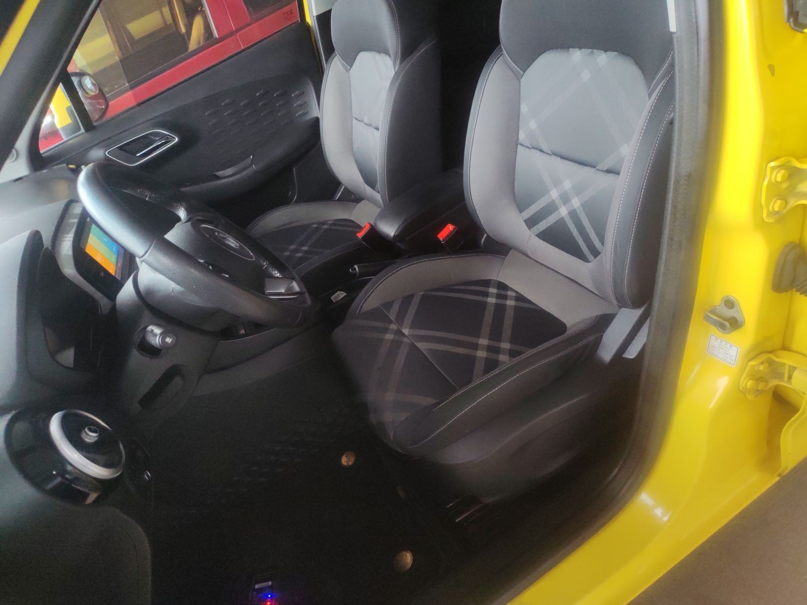 Interior delantero
