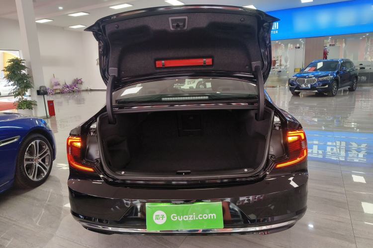 Used Volvo S90 2024 B5 Zhiyi Luxury Edition