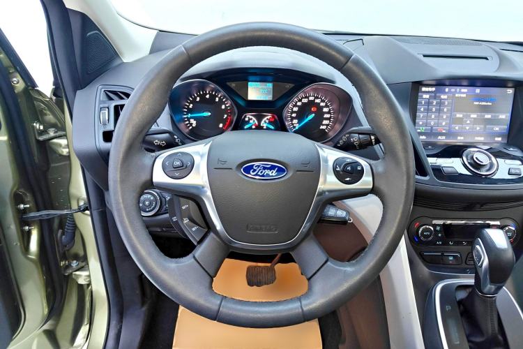 Used Ford Kuga 2013 1.6L GTDi Two-Wheel-Drive Trend Model