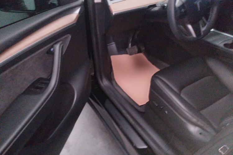 Used Tesla Model Y 2021 Long-Range All-Wheel-Drive Version 3D7