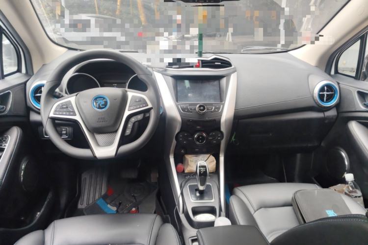 Used BYD Yuan New Energy 2018 EV360 Smart Connect Cool Edition Center Console