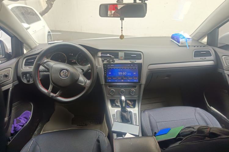 Used Volkswagen Golf 2015 1.6L Automatic Fashion Model