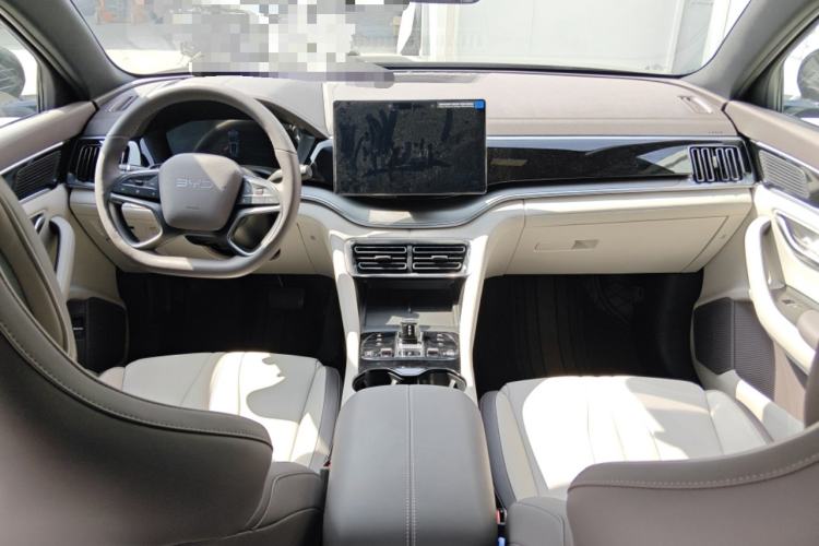 Used BYD Song PLUS New Energy 2025 DM-i Intelligent Driving 112KM Prestige Model Center Console