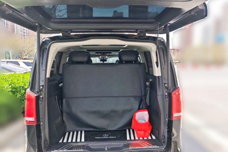 Used Mercedes-Benz V-Class 2021 V 260 Avantgarde Edition