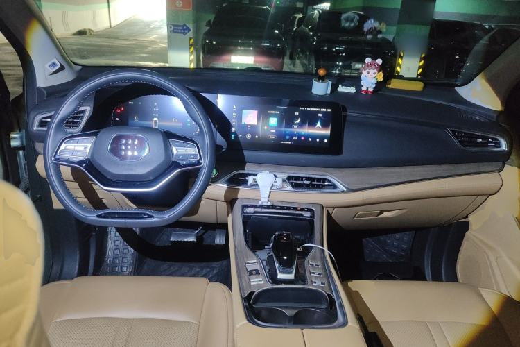 Used Landian E5 2023 1.5L DE-i 110KM Flagship 7-Seater
