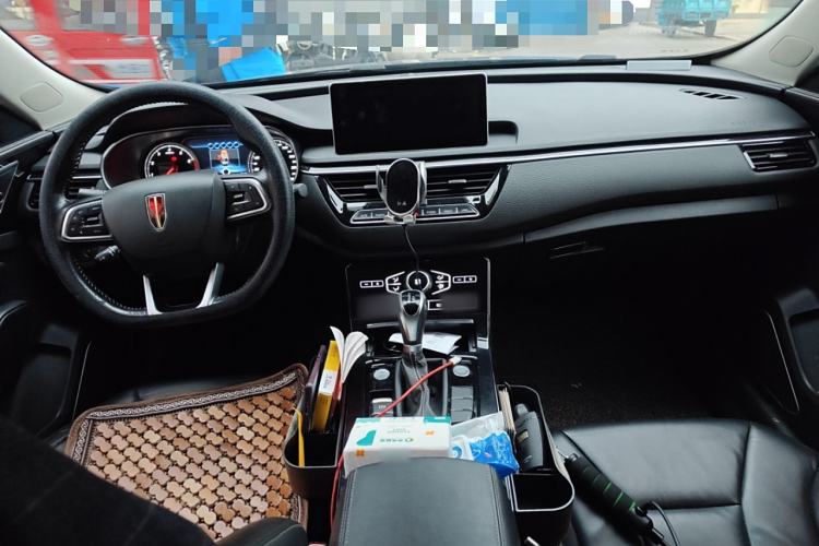 Used Hongqi H5 2019 30TD Dynamic Edition Center Console