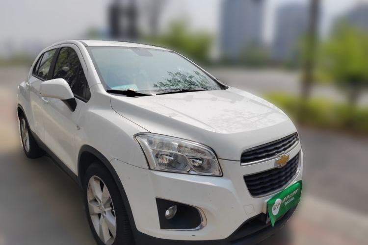 Used Chevrolet Trax 2014 1.4T Automatic Two-Wheel Drive Comfort Version Front Right 45 Deg