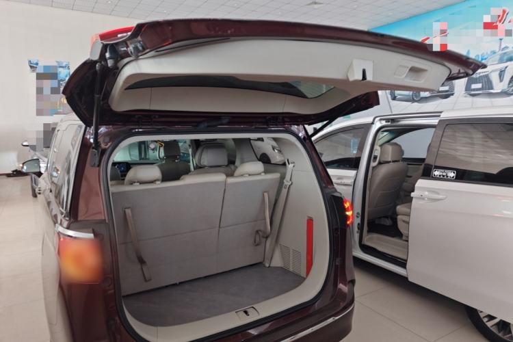 Used Buick GL8 2022 ES Landtrek 653T Comfort Edition