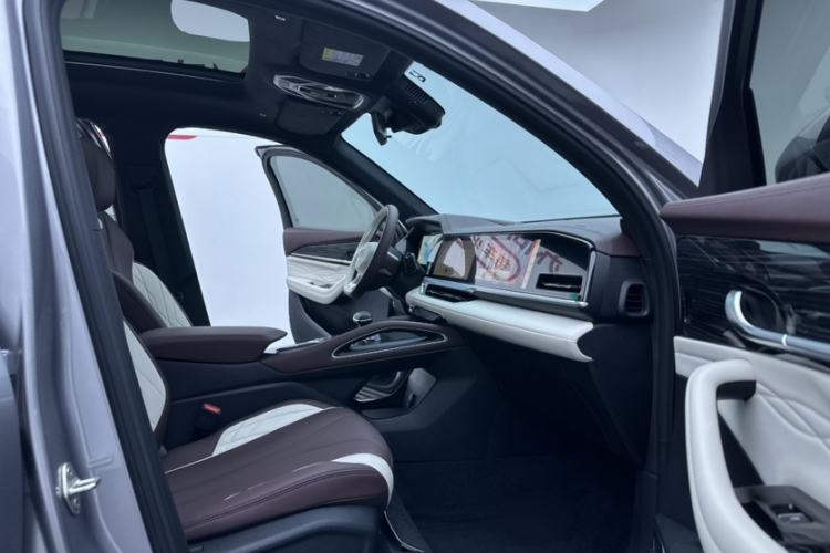 Used Geely Auto Monjaro L 2024 2.0TD High-Power Automatic Two-Wheel Drive Yunqi Version