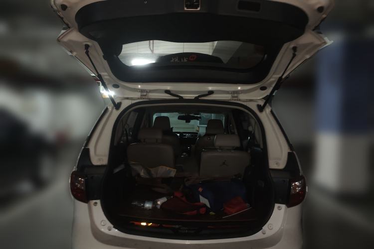 Used Mazda 5 2011 2.0L Automatic Luxury Edition
