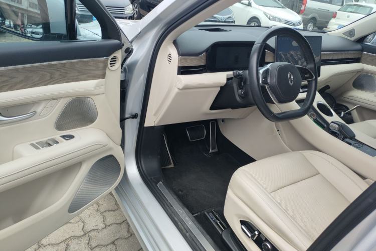 Used Hima AITO M5 2022 Extended-Range Four-Wheel Drive Performance Version Driver Seat