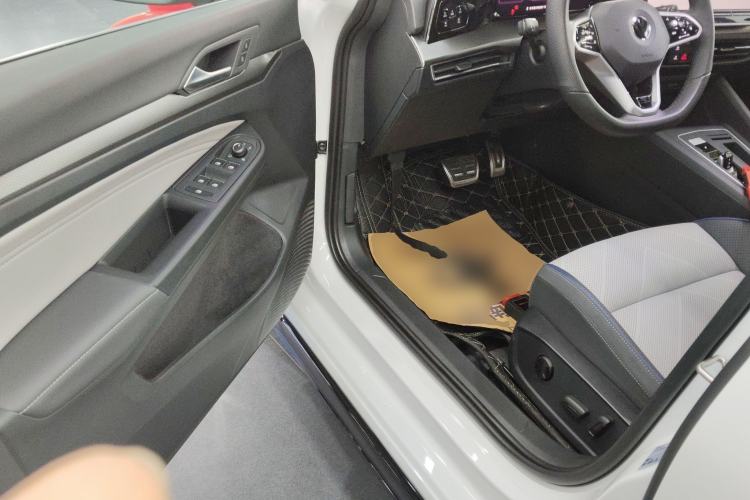 Used Volkswagen Golf 2025 300TSI R-Line