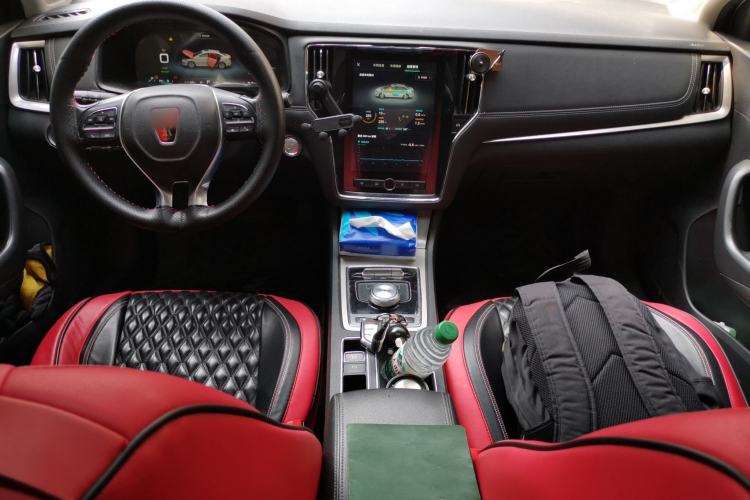 Used Roewe i6 New Energy 2017 45T Hybrid Connective Smart Luxury Edition Center Console