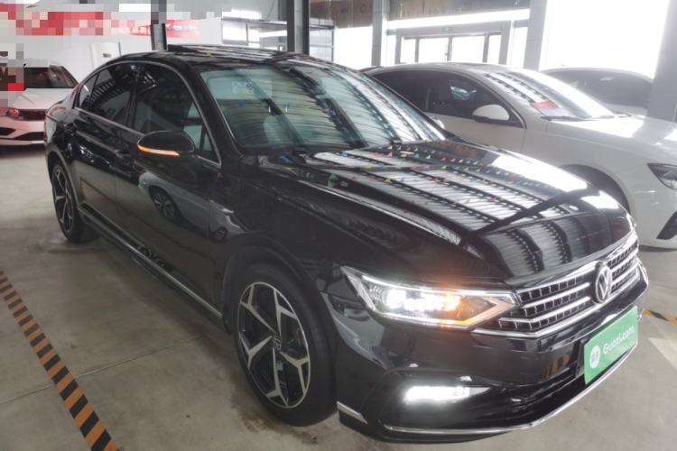 Used Volkswagen Magotan 2023 2 Million Units Commemorative Edition 330TSI DSG Luxury Version