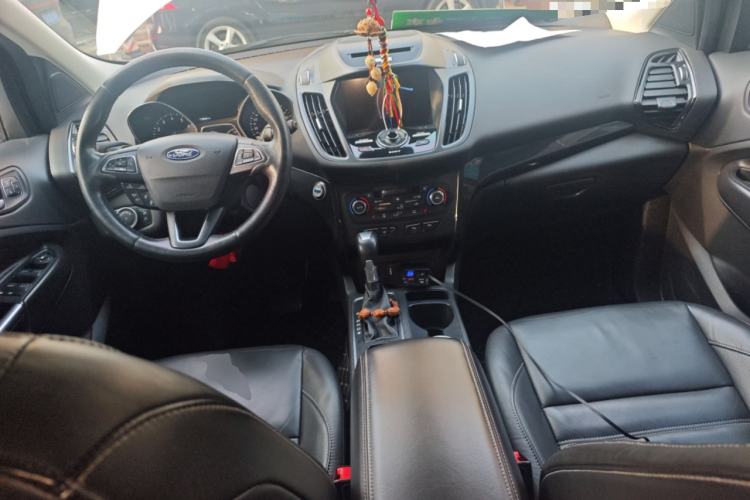 Used Ford Kuga 2017 EcoBoost 245 Four-Wheel Drive Titanium Edition Center Console