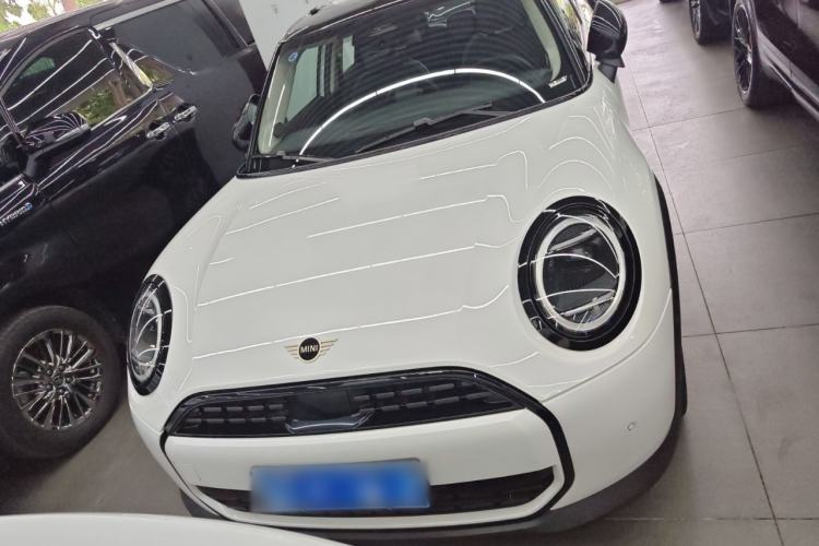 Used MINI MINI 2025 1.5T COOPER Classic Edition Five-Door Version