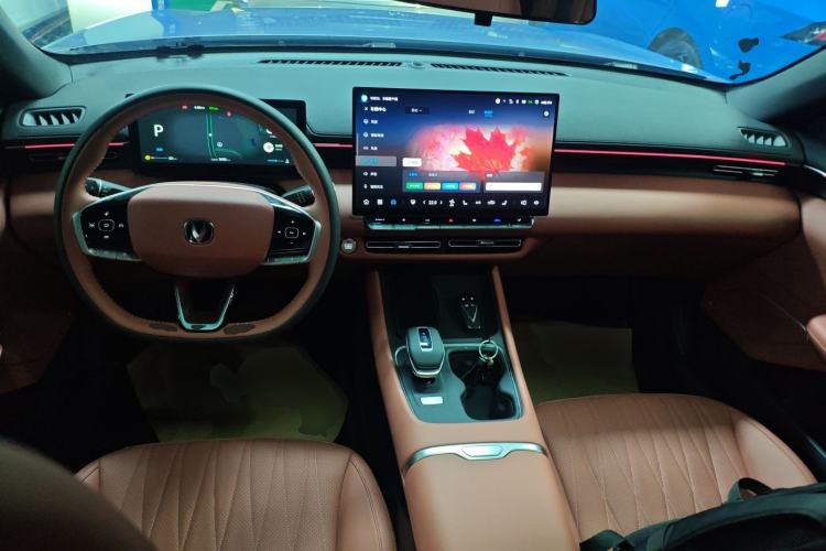 Used CHANGAN Eado 2026 Model, Fourth Generation, 1.5T 500Bar Smart Enjoyment Edition Center Console