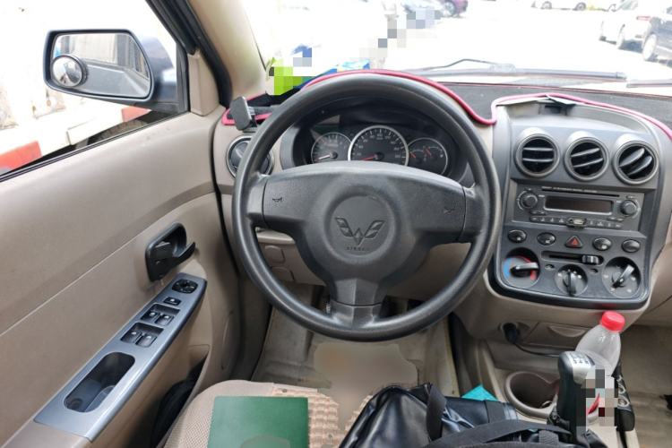 Used Wuling Hongguang 2010 1.4L Comfort Version
