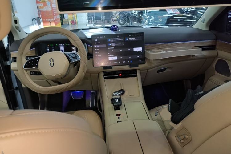 Used Hima AITO M7 2024 1.5T Intelligent Driving 4WD Ultra Version 6 Seats