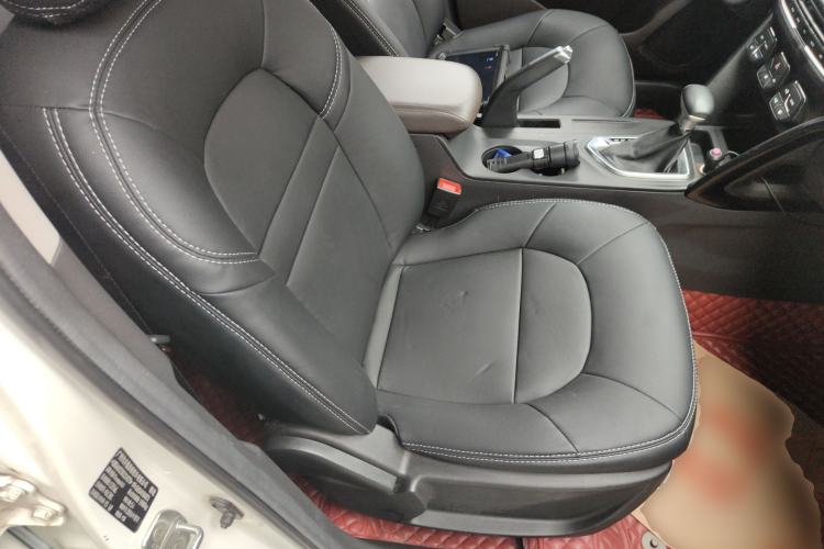 Used GAC Trumpchi GS4 2015 200T G-DCT Elite Edition Right Front Seat