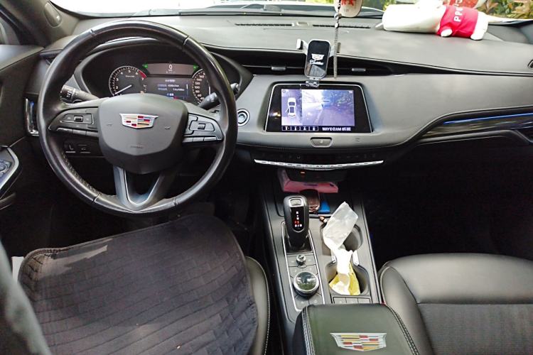 Used Cadillac XT4 2018 28T Two-Wheel Drive Tech Version
