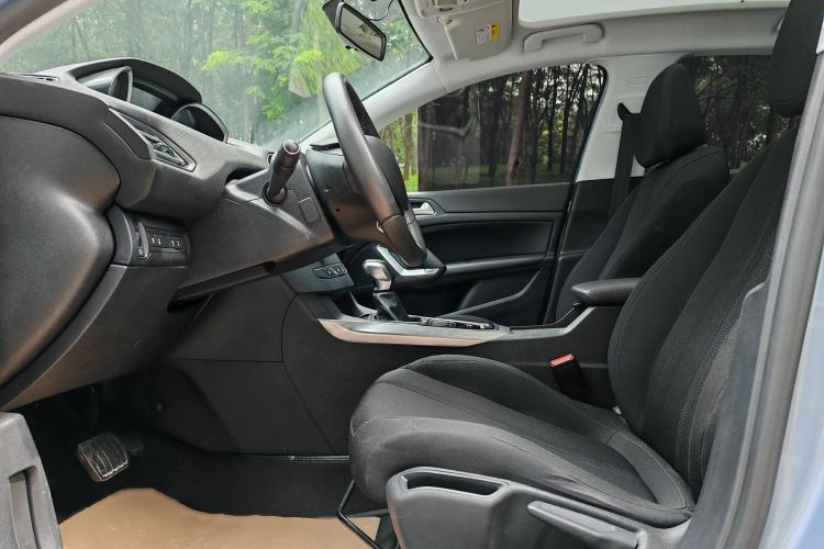 Used Peugeot 308S 2015 1.6T Automatic Jingchi Edition
