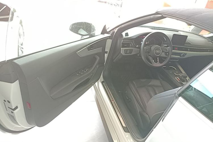 Used Audi A5 2019 Cabriolet 40 TFSI Fashion Edition China V
