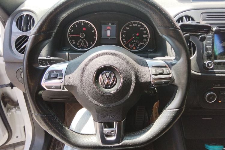 Used Volkswagen Tiguan 2012 2.0 TSI Comfort Edition Steering Wheel