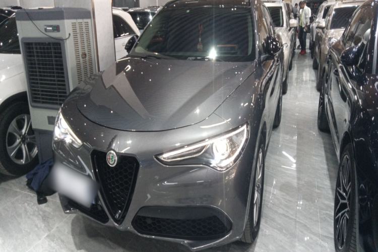Used Alfa Romeo Stelvio 2017 2.0T 200HP Luxury Edition