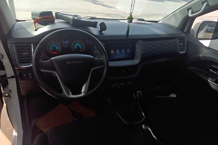 Used Jinbei Gold Hiace 2021 2.0L Passenger Vehicle Engineering Lion 6 Seats