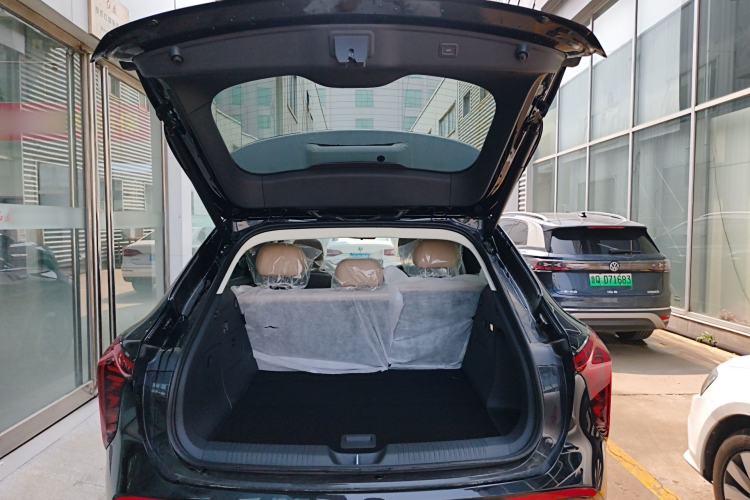 Used Hongqi Tiangong 06 2025 520 Trunk