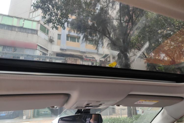 Used Toyota RAV4 2019 2.0L CVT Two-Wheel Drive Comfort Edition China VI Standard Headliner