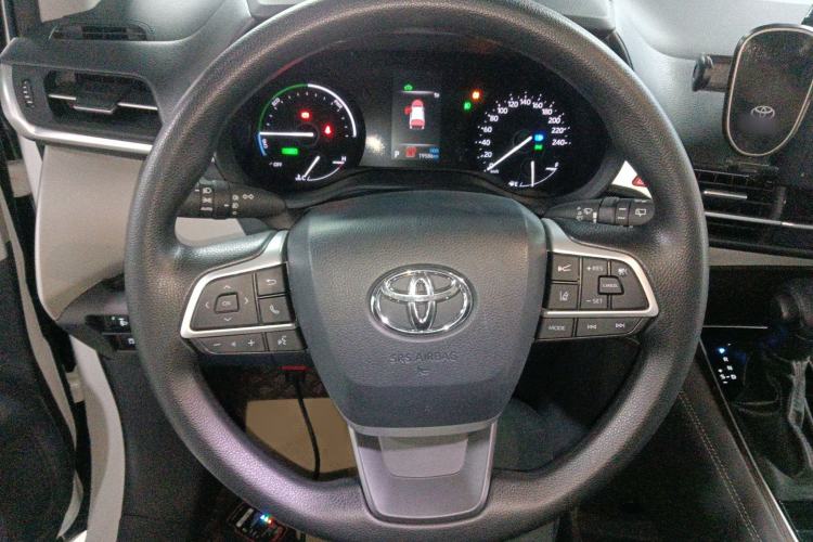 Used Toyota Granvia 2023 2.5L Hybrid Comfort Edition

