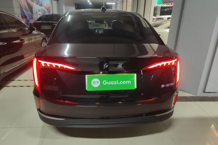 Used Hongqi E-QM5 2022 431 km Charge & Enjoy Edition
