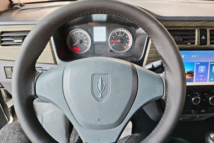 Used Jinbei Hiace X30 2020 1.5L Van Super-Enjoyment Model China VI Standard SWC15M
