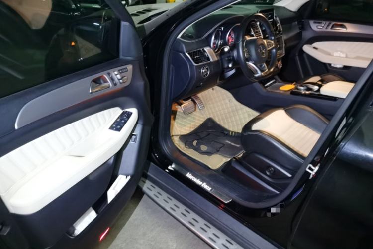 Used Mercedes-Benz GLE Coupe 2015 GLE 450 AMG 4MATIC Coupe SUV Driver Seat