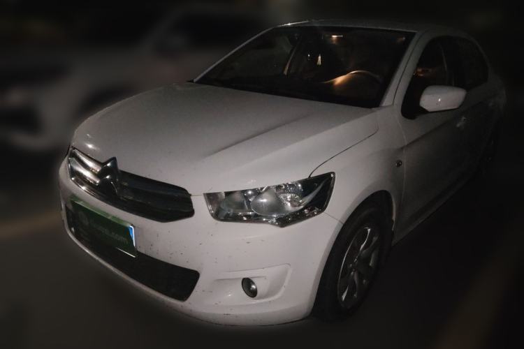 Used Citroen Elysee 2015 Zhishang Edition 1.6L Manual Fashion Model