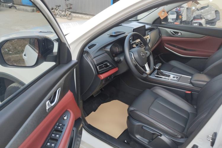 Used CHANGAN CS75 2023 Enjoy Edition 1.5T DCT Luxury Version
