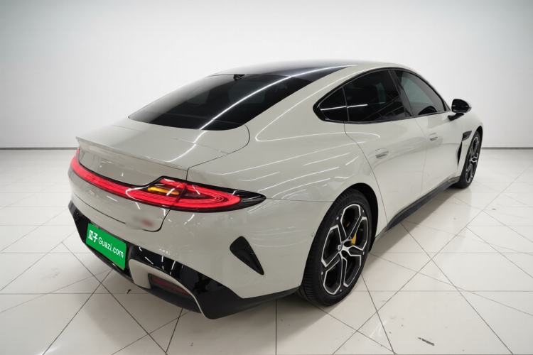 Used Xiaomi Auto SU7 2024 Four-Wheel-Drive Max Founder's Edition