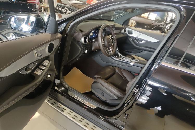 Used Mercedes-Benz GLC 2020 Facelifted GLC 260 L 4MATIC Dynamic Edition
