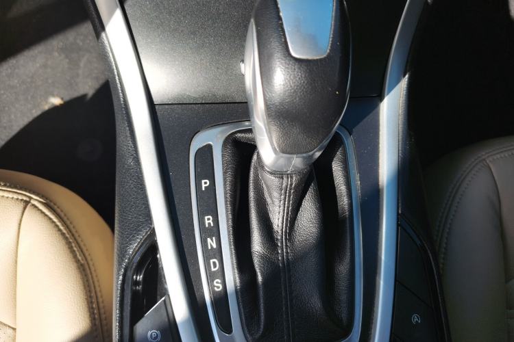 Used Ford Edge 2016 EcoBoost 245 Two-Wheel-Drive Titanium 5-Seater