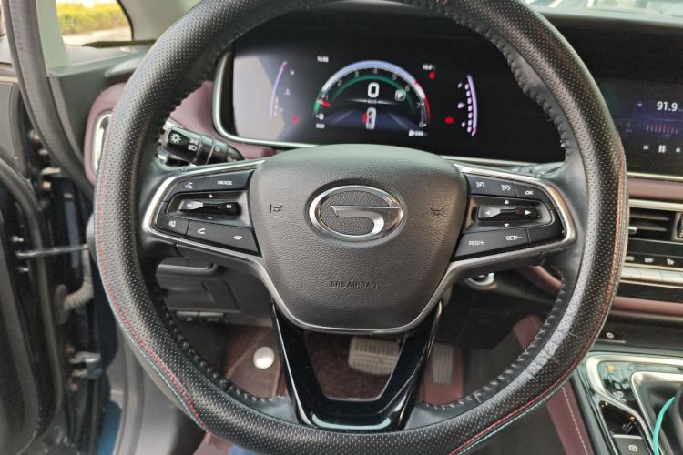Used GAC Trumpchi M6 2021 PRO 270T Automatic Luxury Edition Steering Wheel