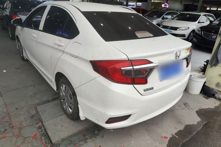 Used Honda Greiz 2016 1.5L CVT Classic Edition
