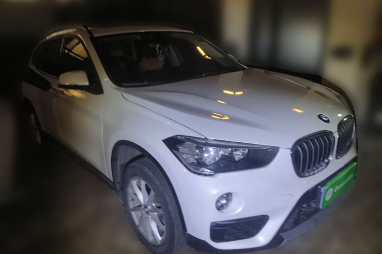 Used BMW X1 2019 sDrive18Li Fashion Model Front Right 45 Deg