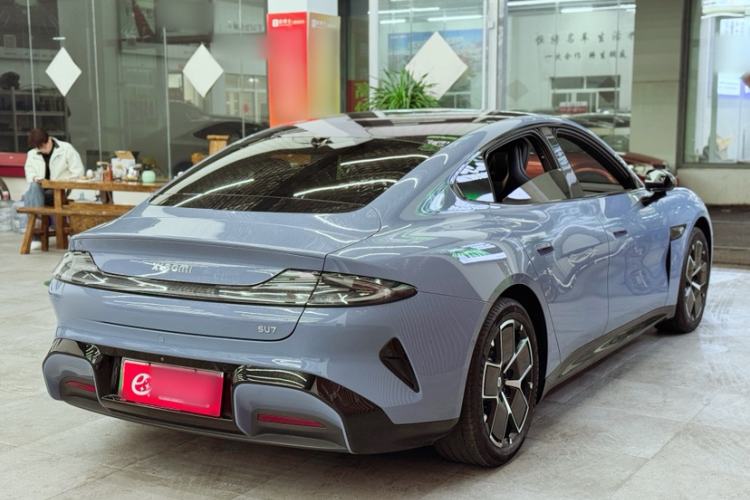 Used Xiaomi Auto SU7 2024 Rear-Drive Standard Founder Edition
