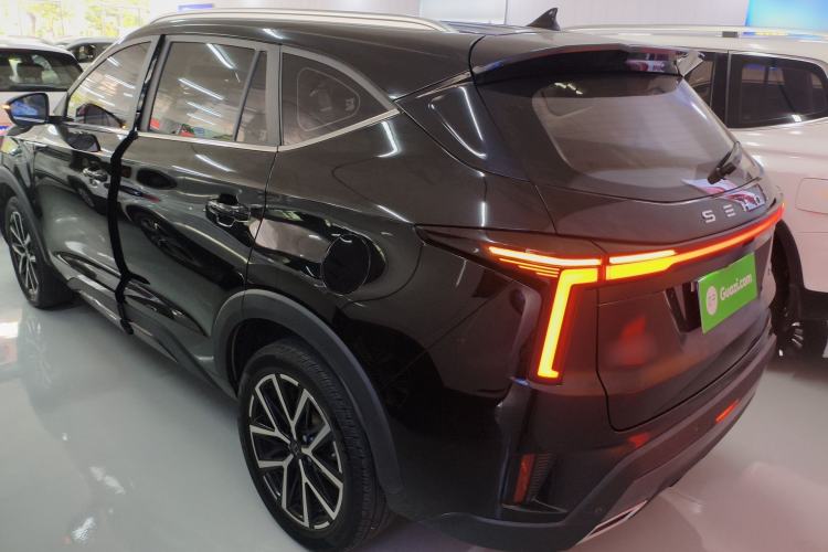 Used SOL X8 PLUS 2023 1.5 TGDI DCT Smart Edition 7-Seater
