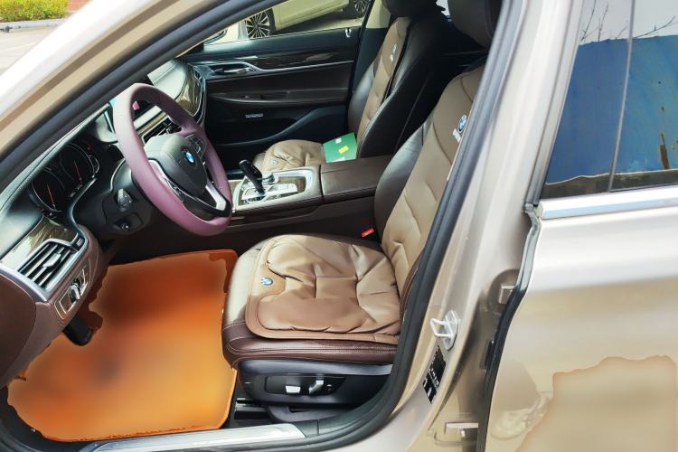 Used BMW 7 Series 2016 730Li Leading Model
